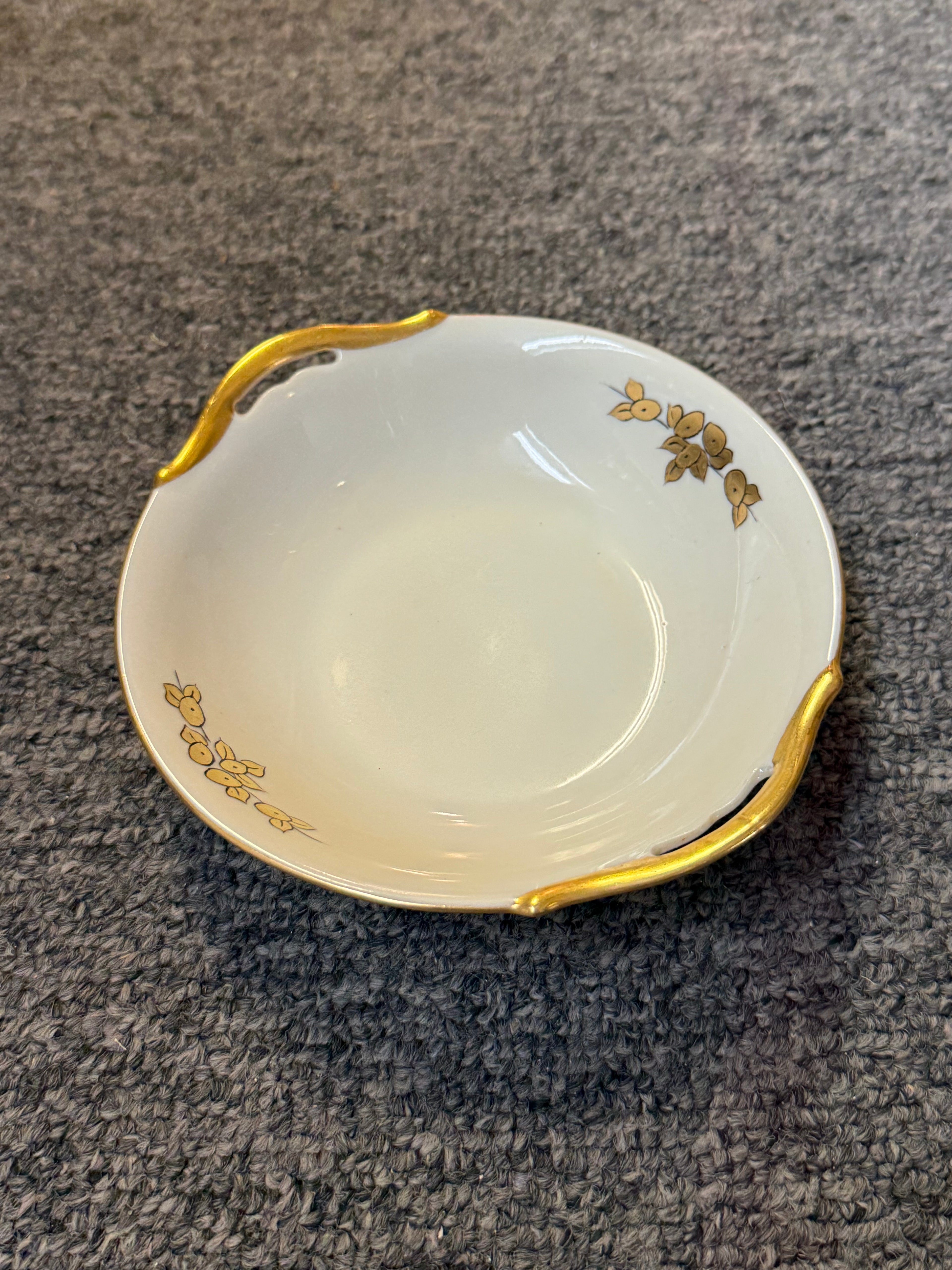 Various china trinket dishes